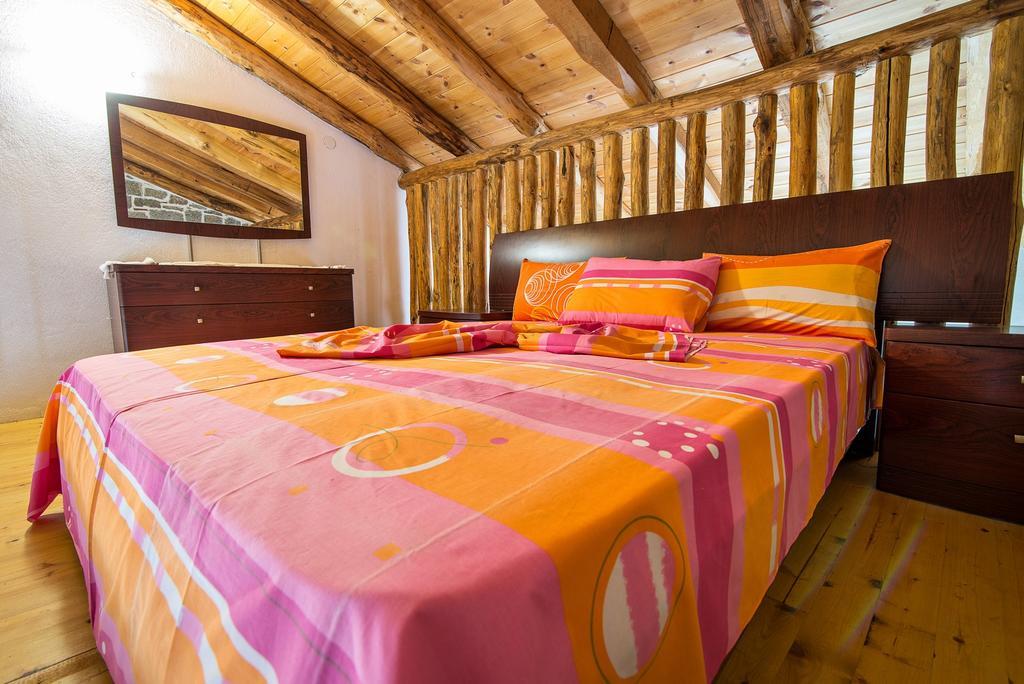 Theano Apartments Sarti Bagian luar foto